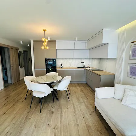 Myflat Coral 62 Premium * Шиофок